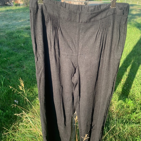 Black linen pants - Picture 1 of 5